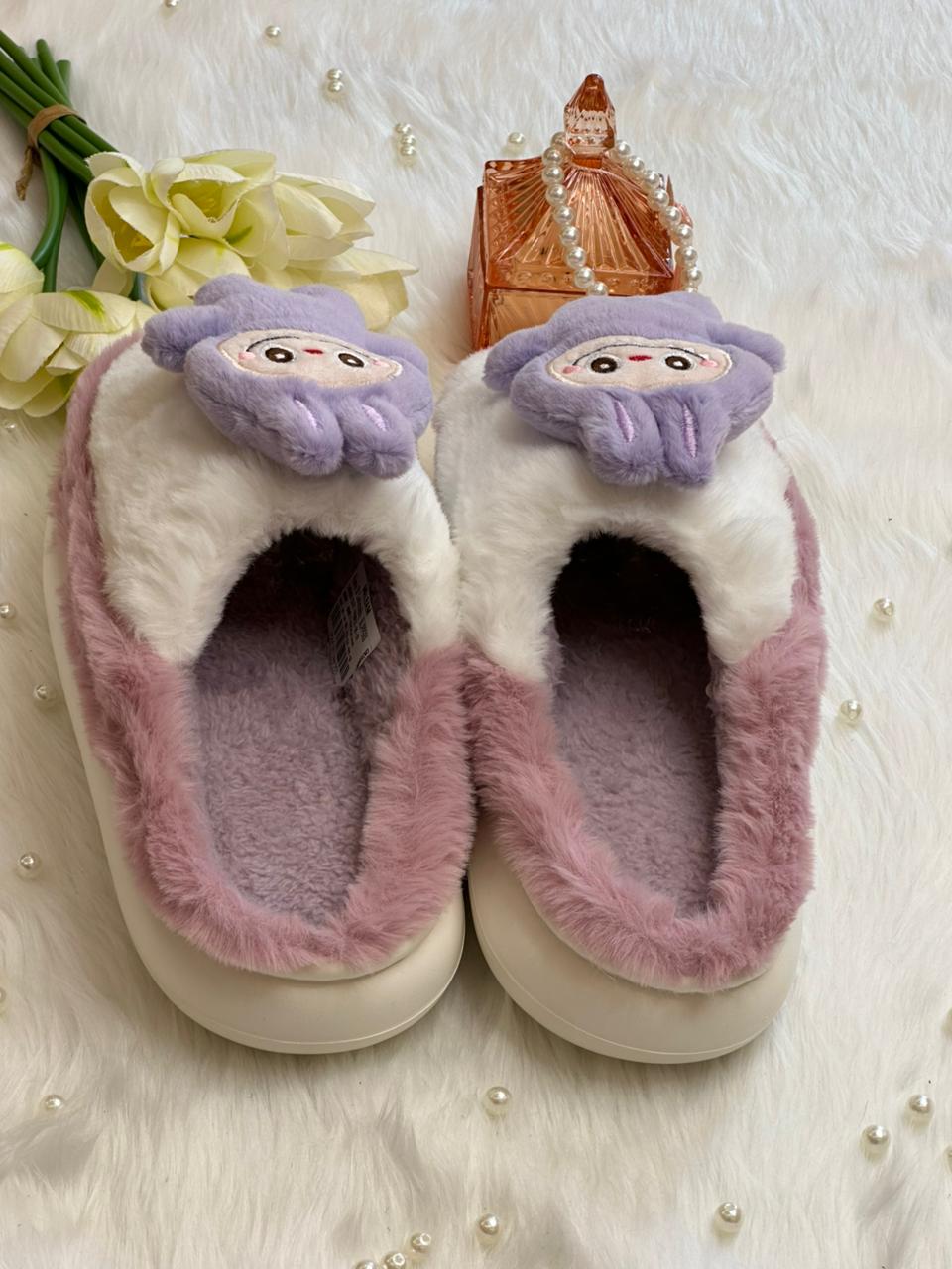 Soft slippers for women
