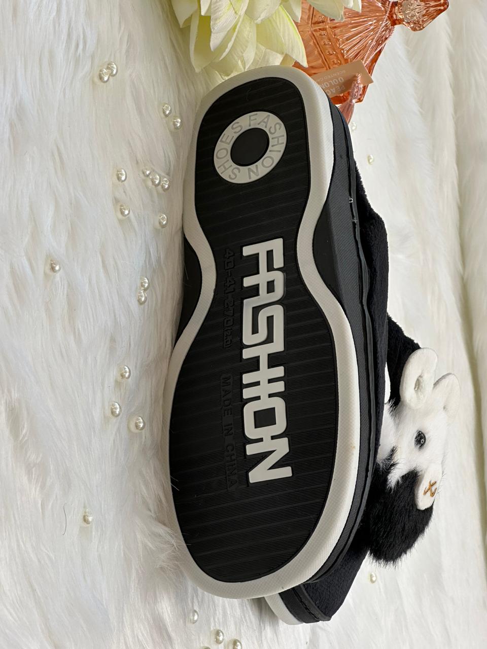 Soft slippers for women