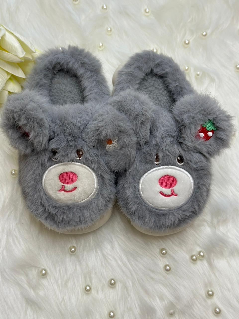 Soft slippers for women