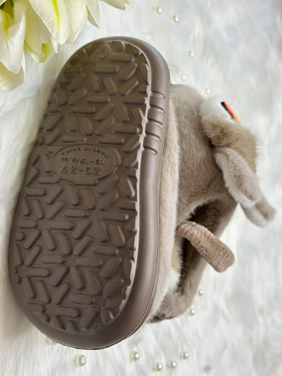 Soft slippers for women