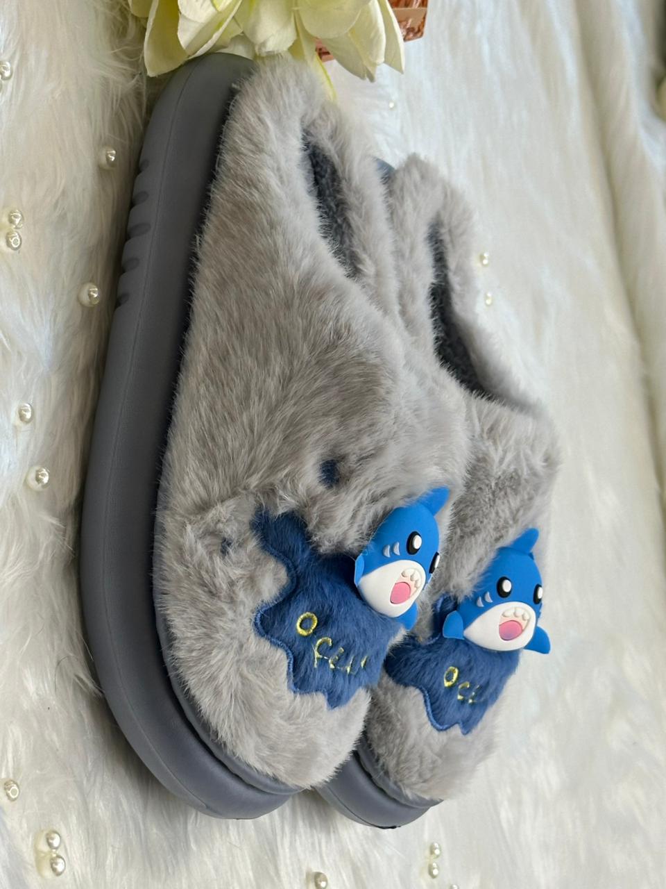 Soft slippers for women