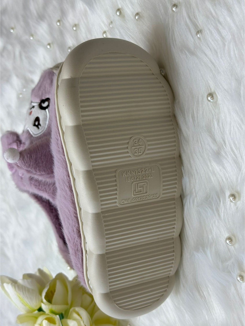 Soft slippers for women