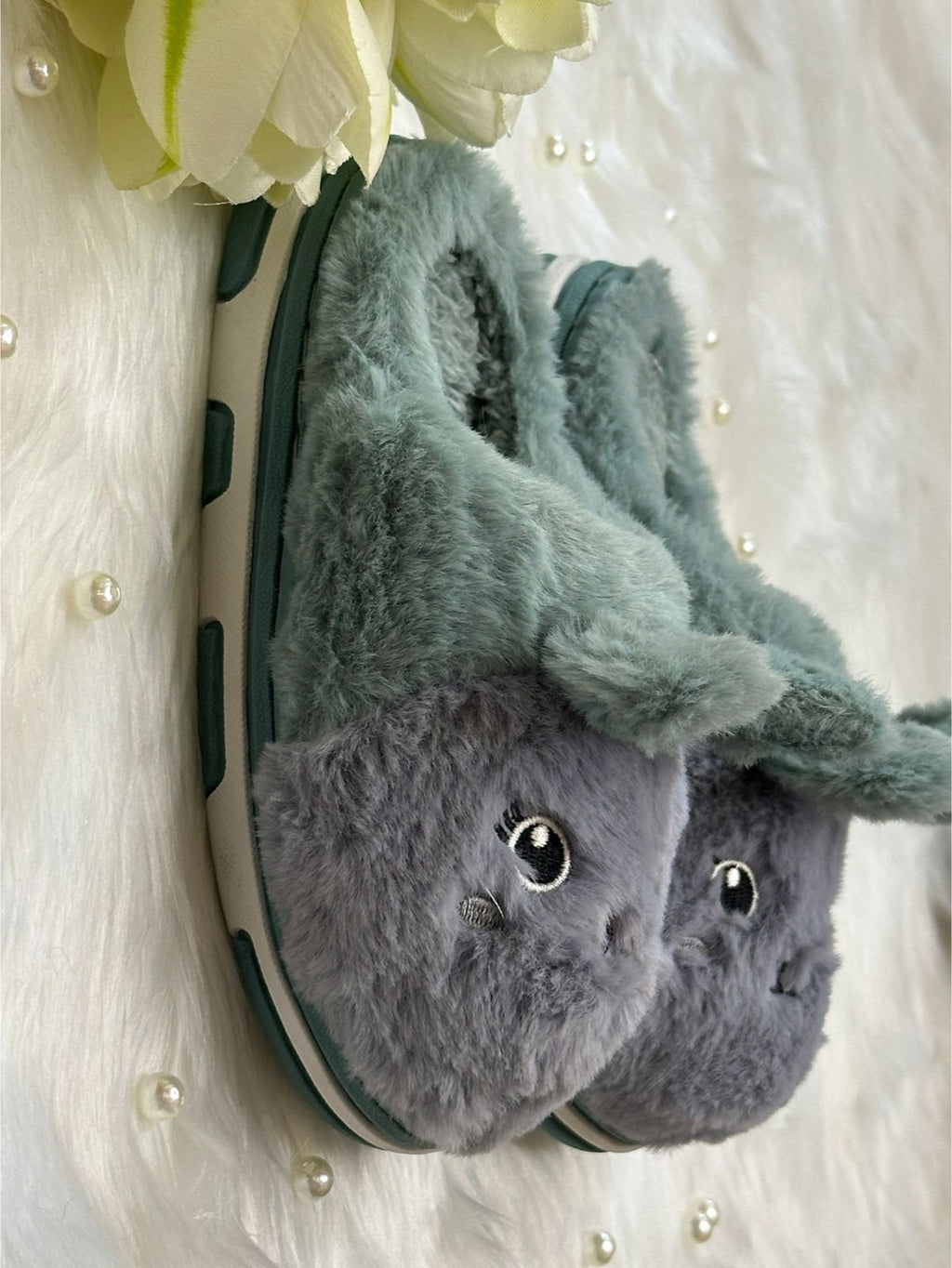 Soft slippers for women