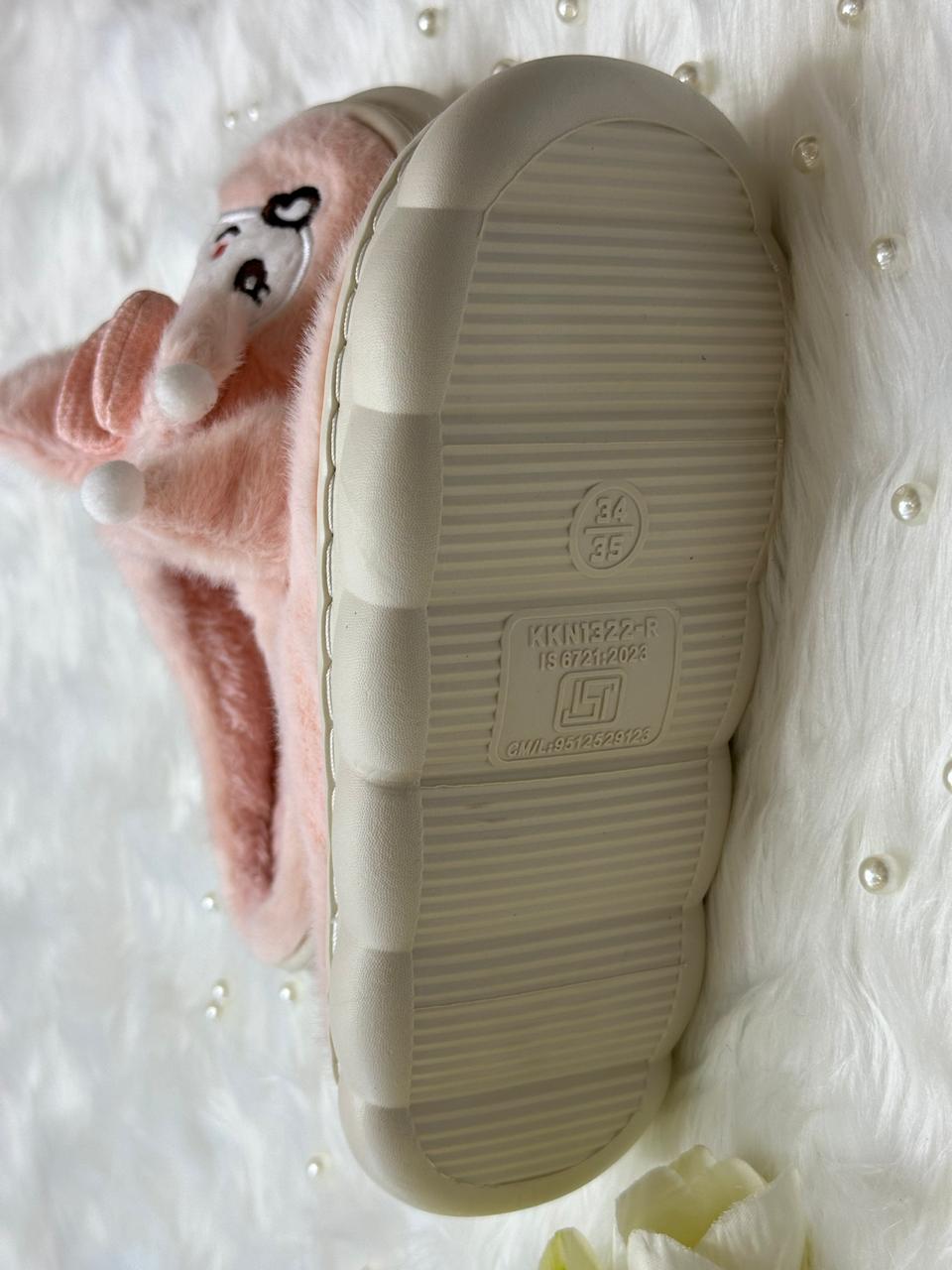 Soft slippers for women