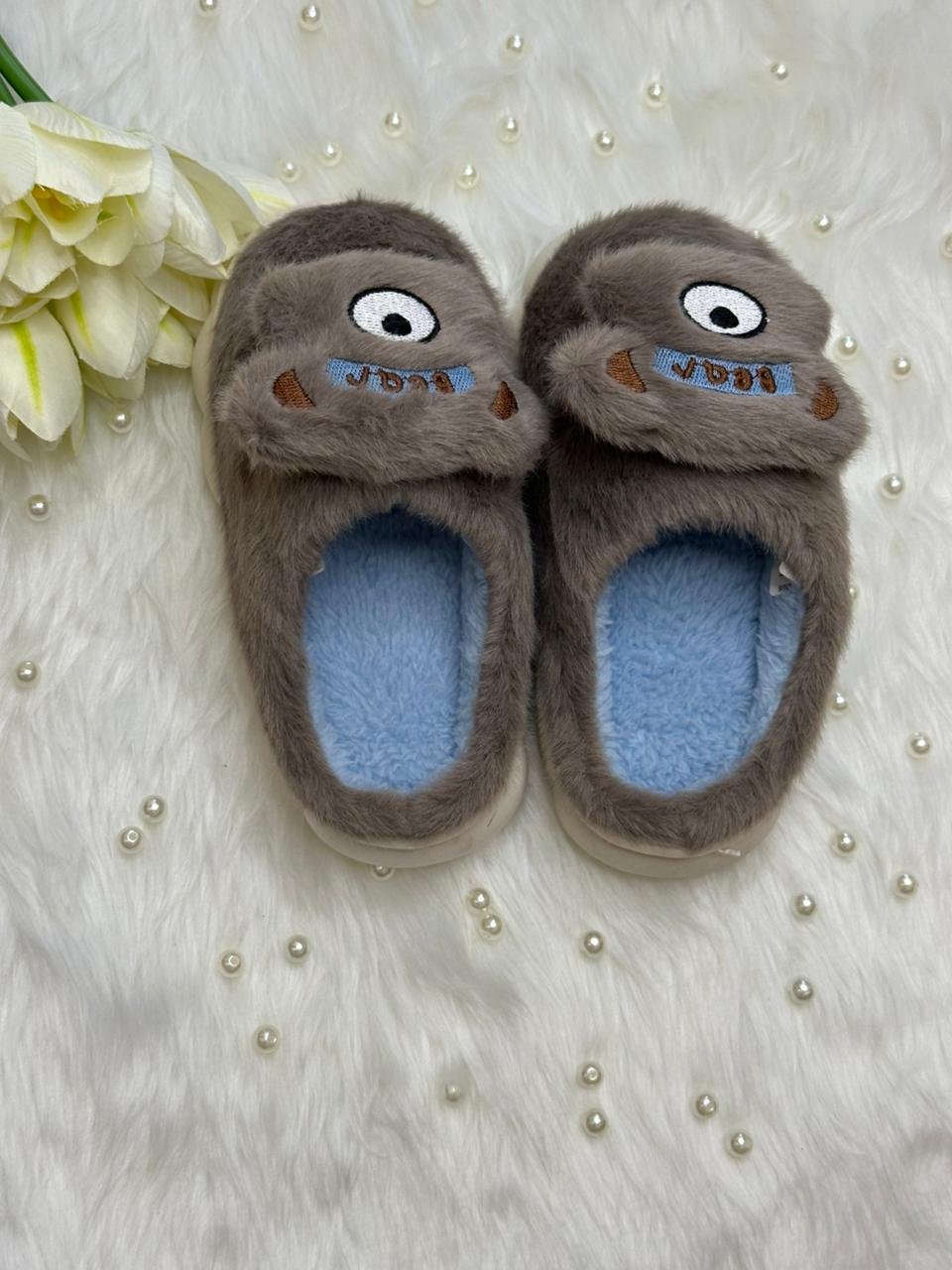 Soft slippers for women