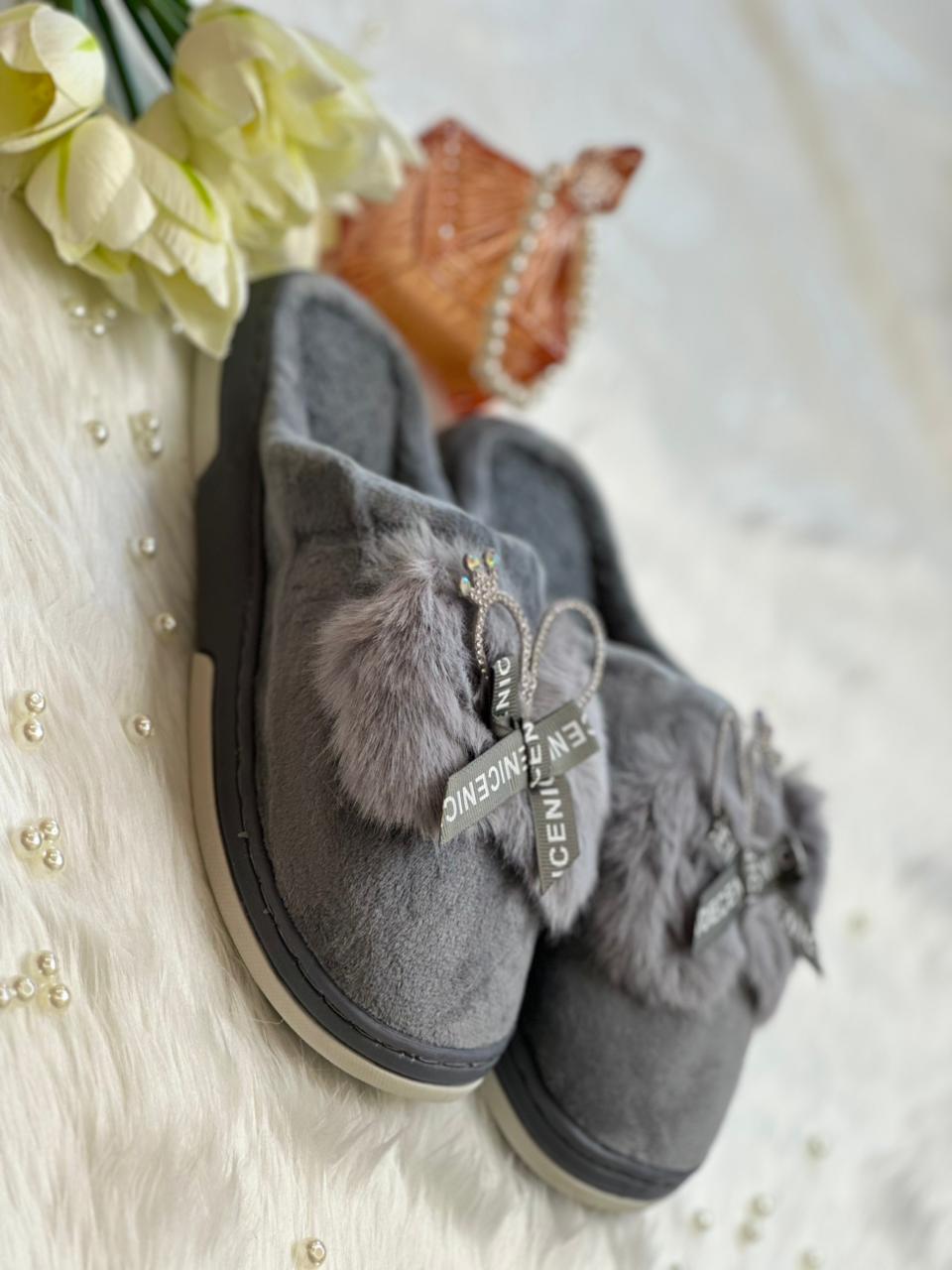 Soft slippers for women