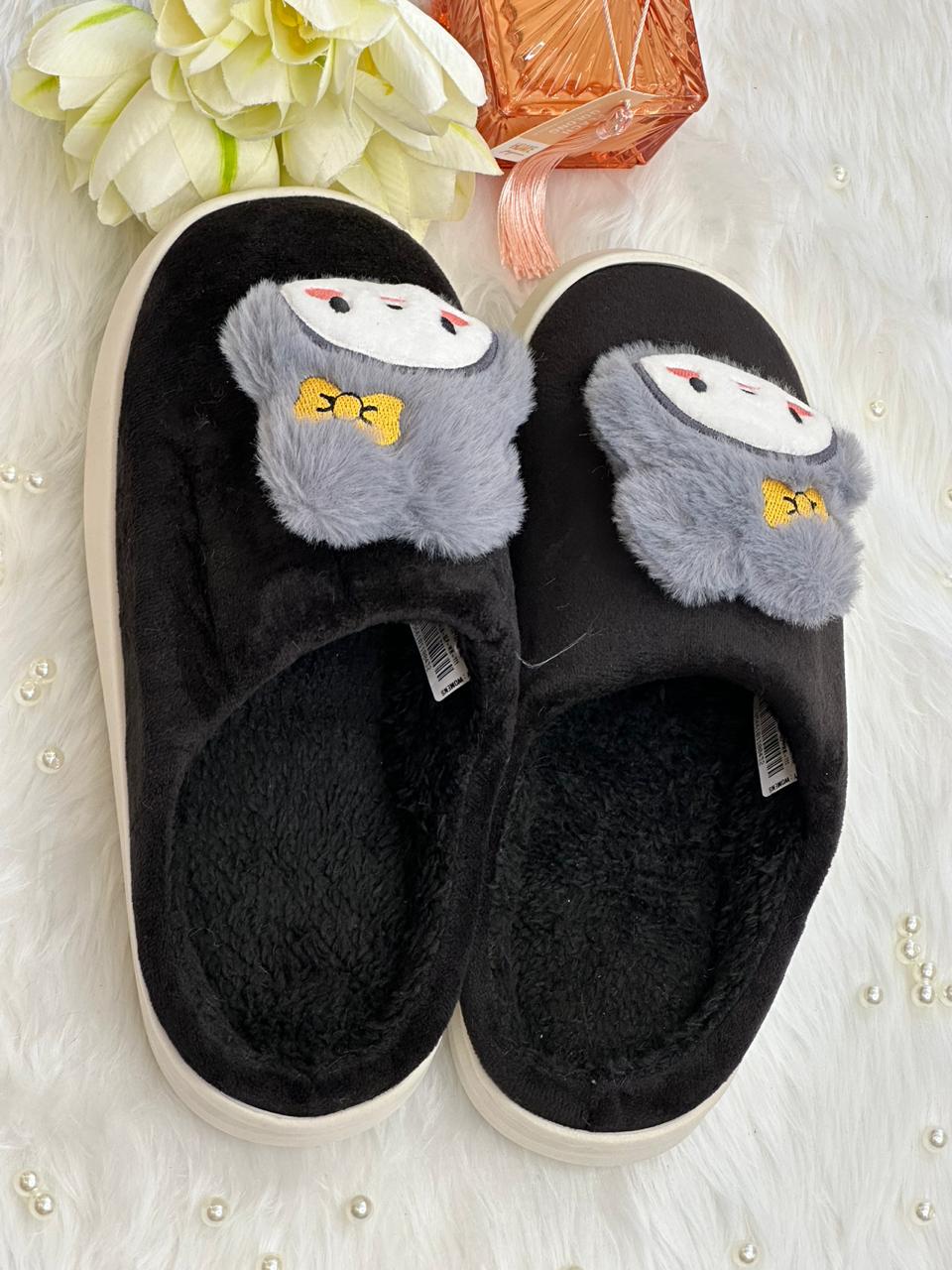 Soft slippers for women