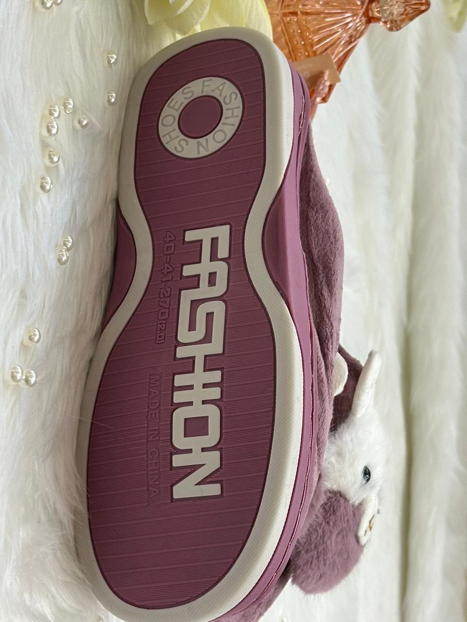 Soft slippers for women