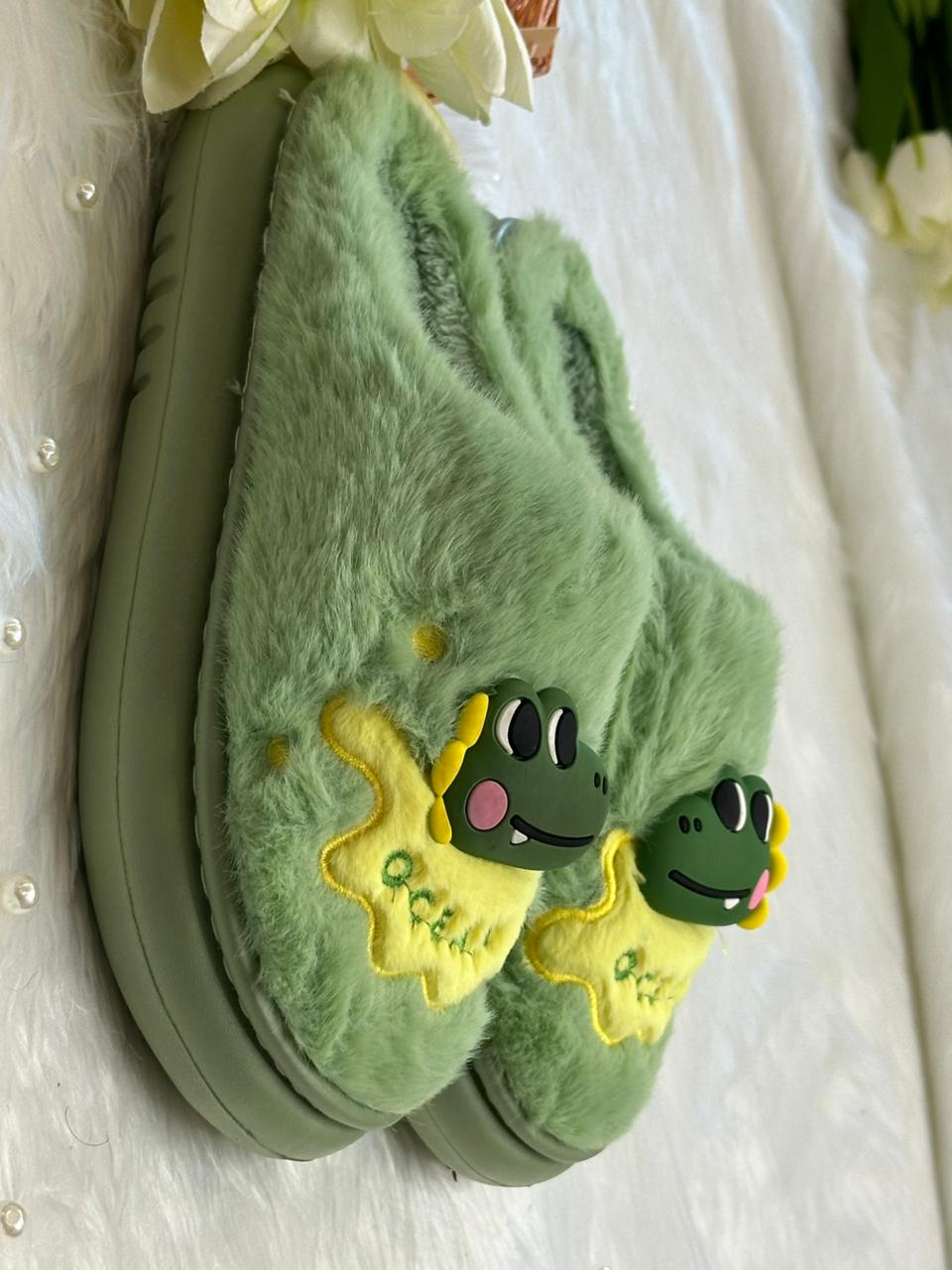 Soft slippers for women