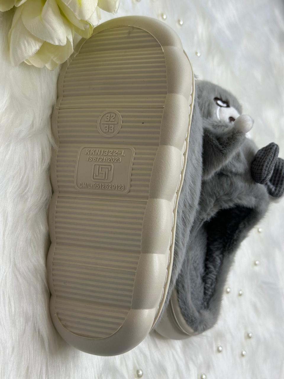 Soft slippers for women