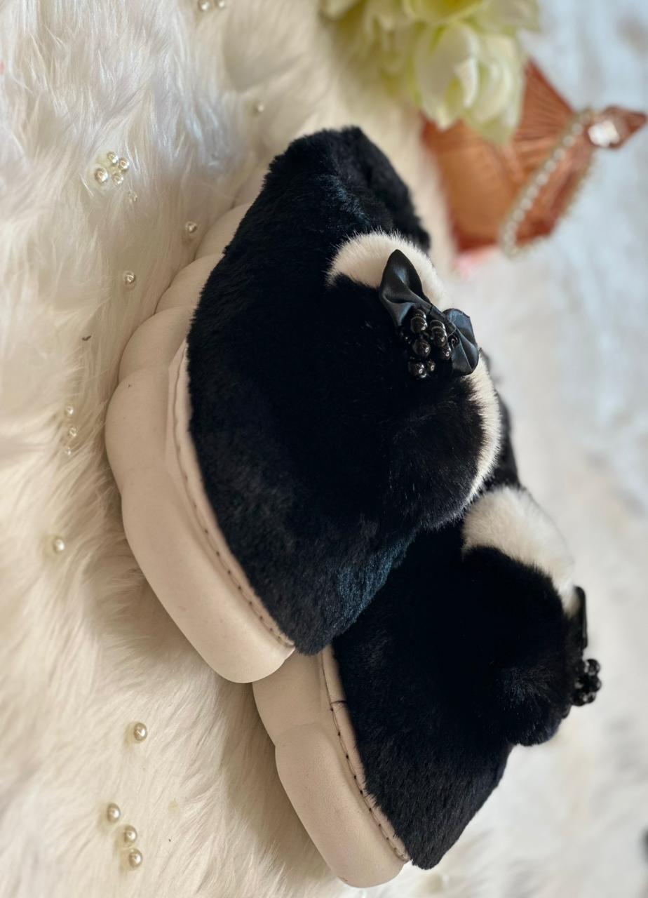 Soft slippers for women