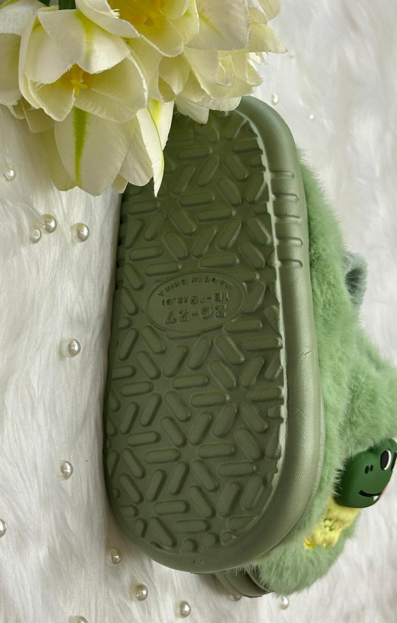 Soft slippers for women