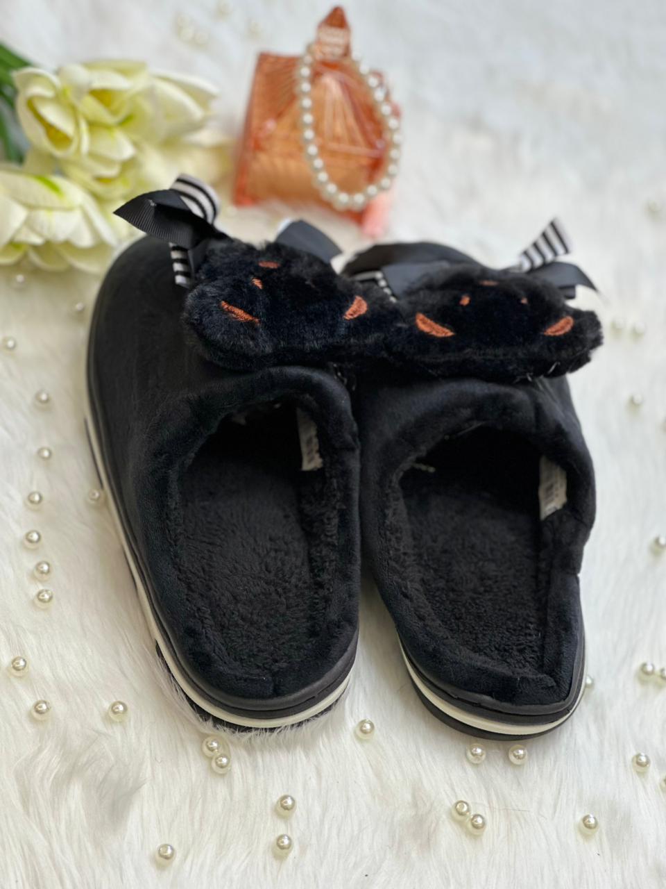 Soft slippers for women
