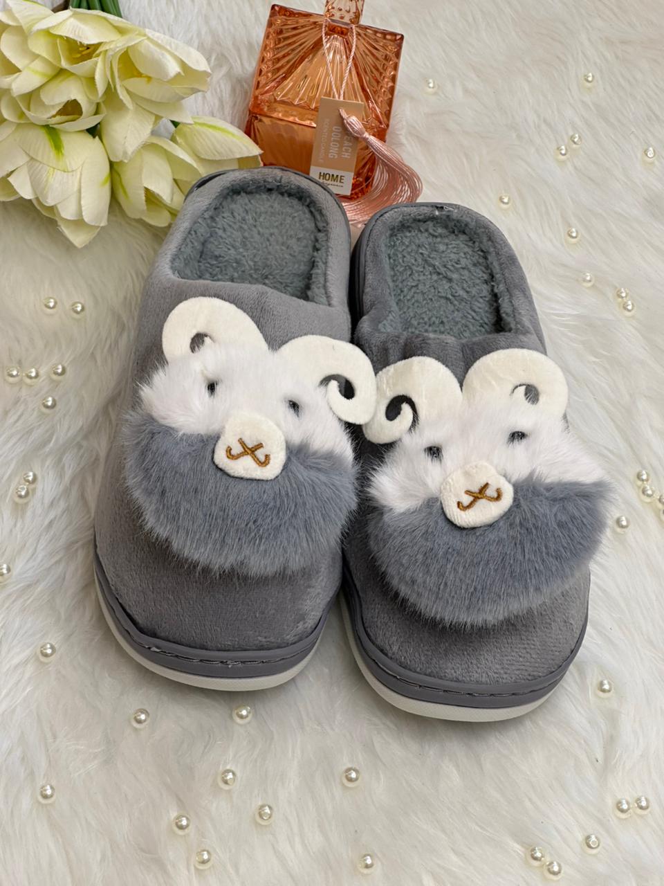 Soft slippers for women