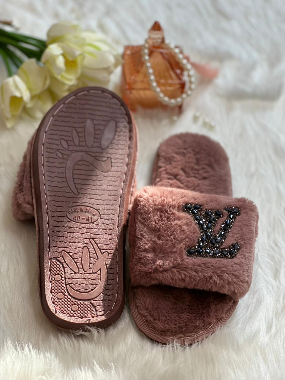 Soft slippers for women