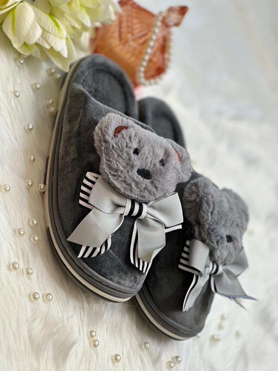 Soft slippers for women