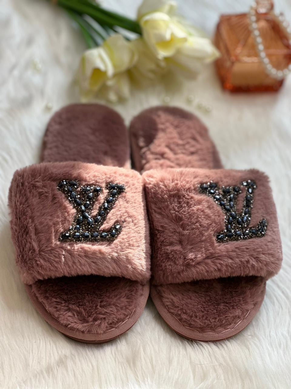 Soft slippers for women