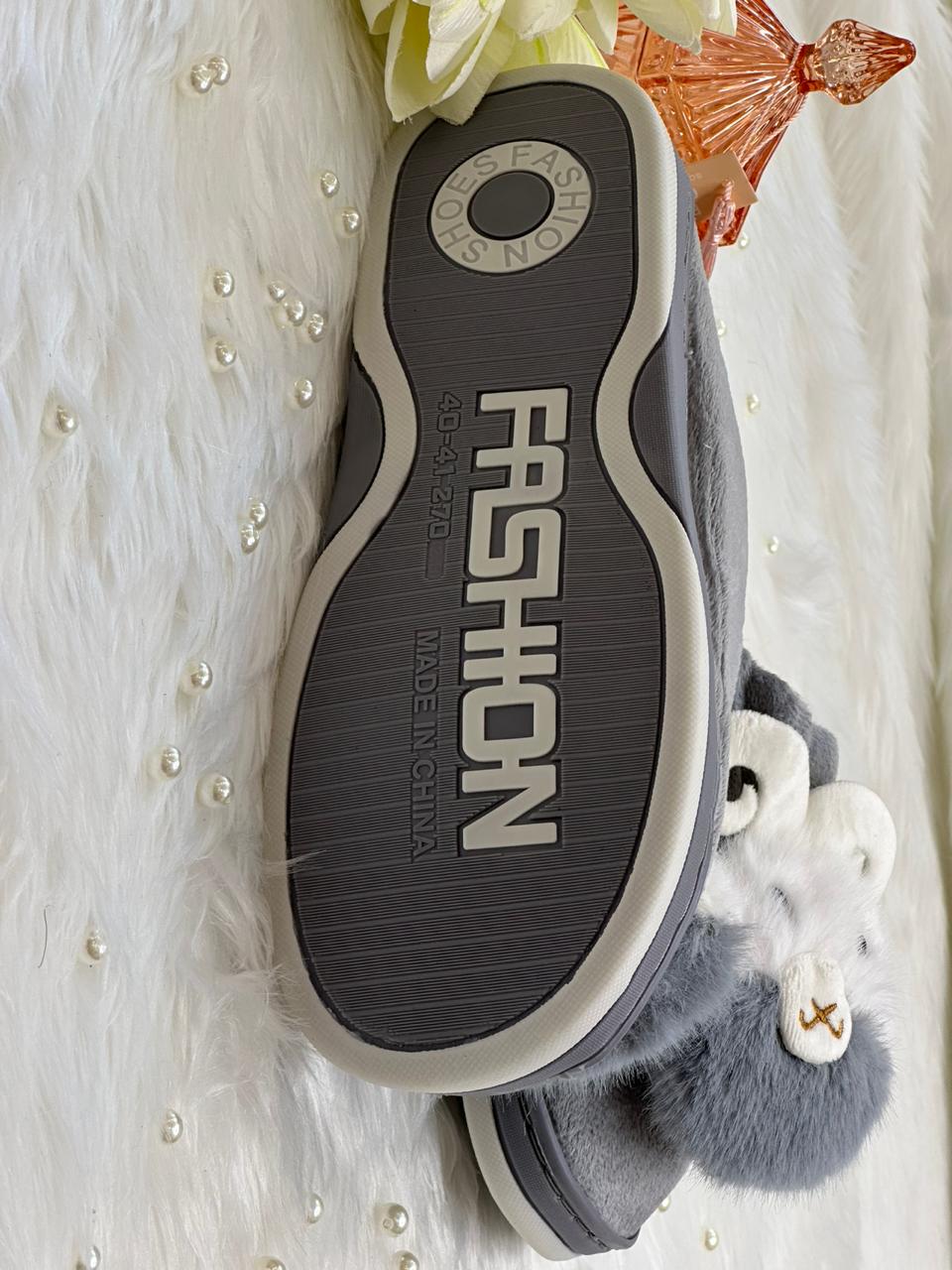 Soft slippers for women