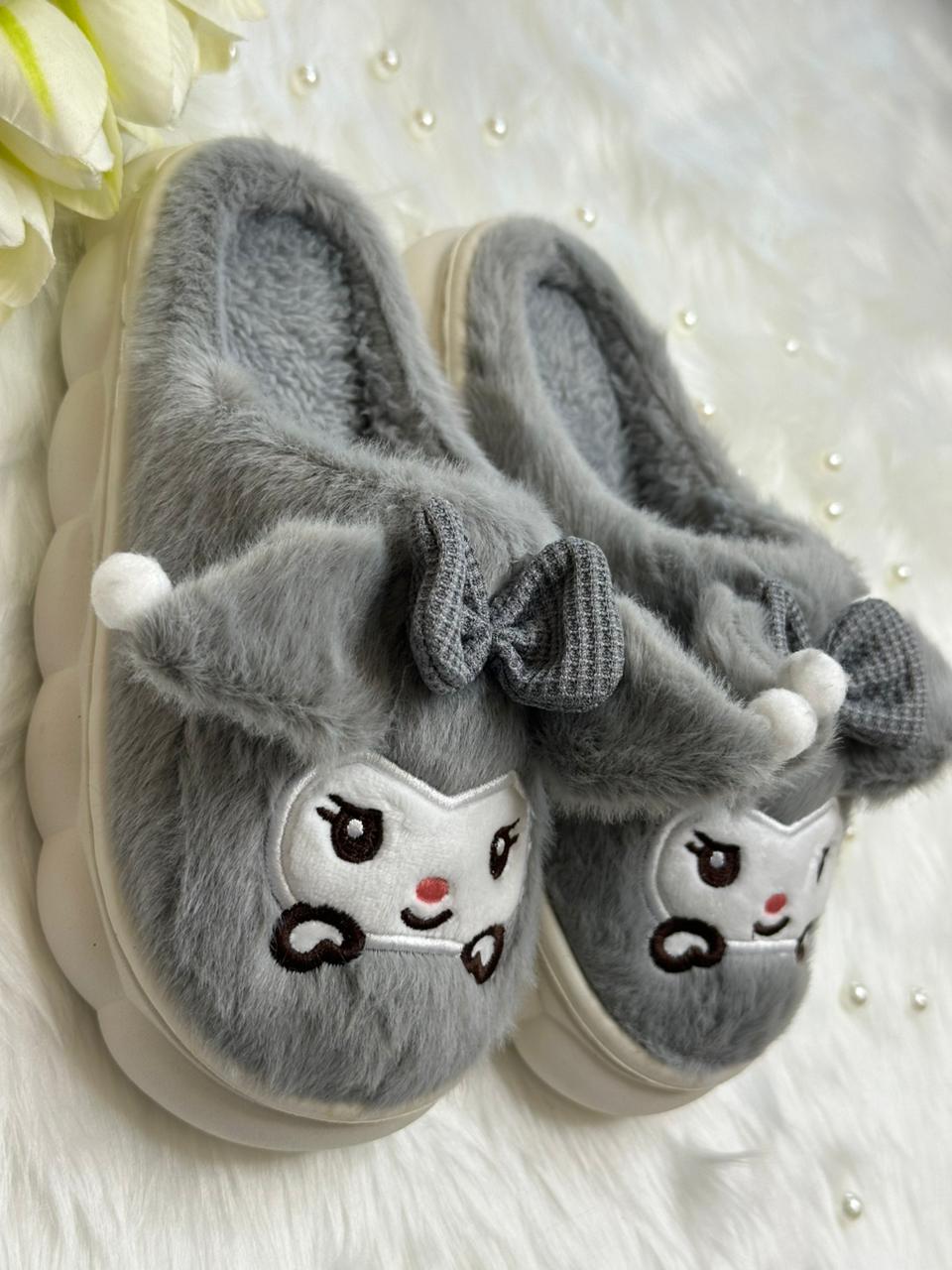 Soft slippers for women