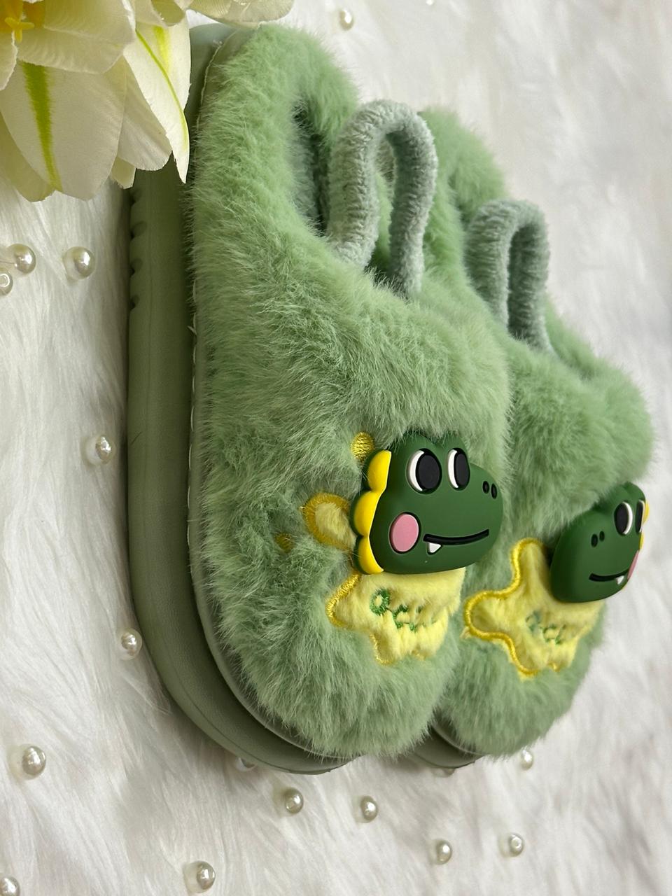Soft slippers for women