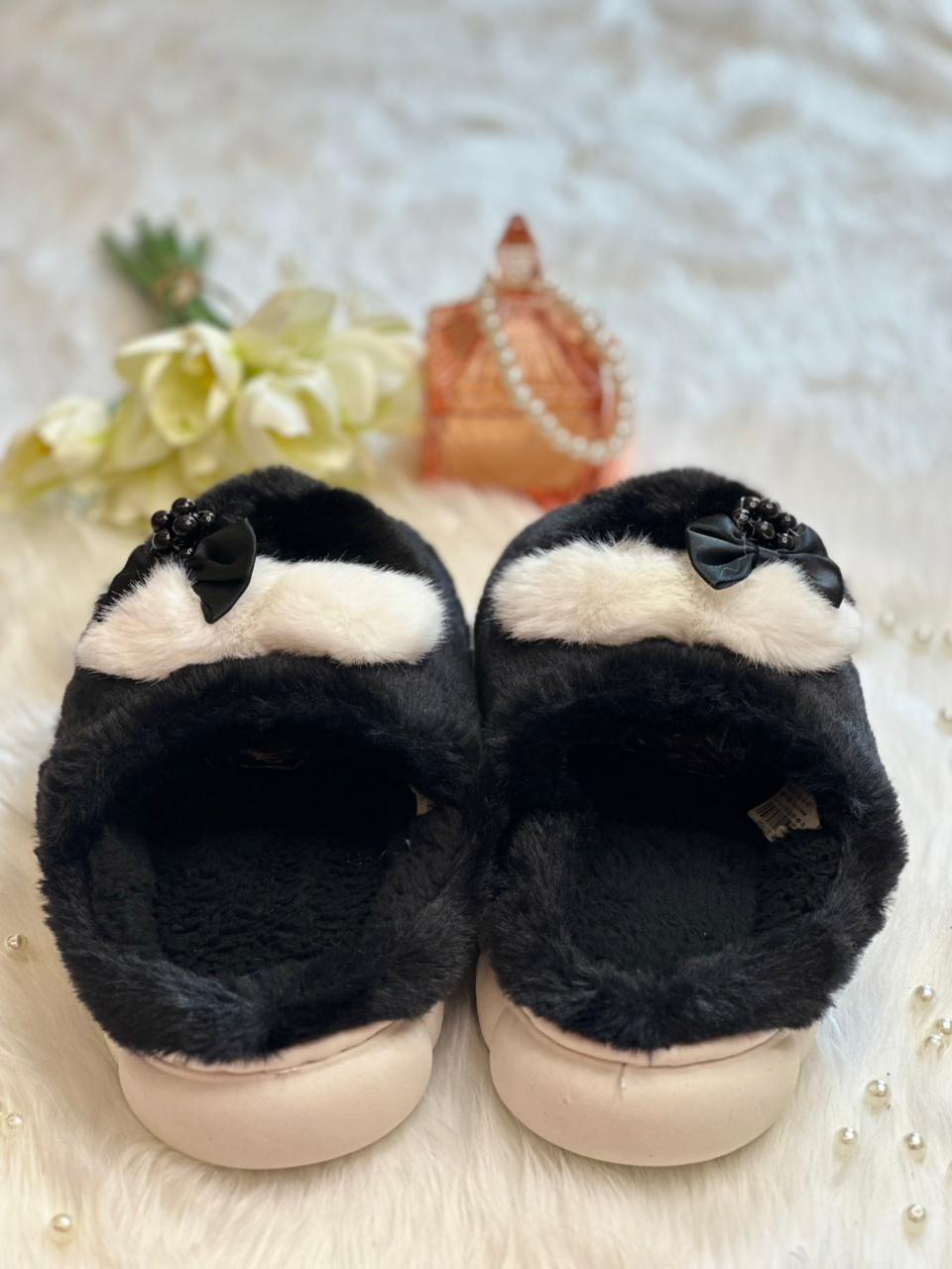 Soft slippers for women