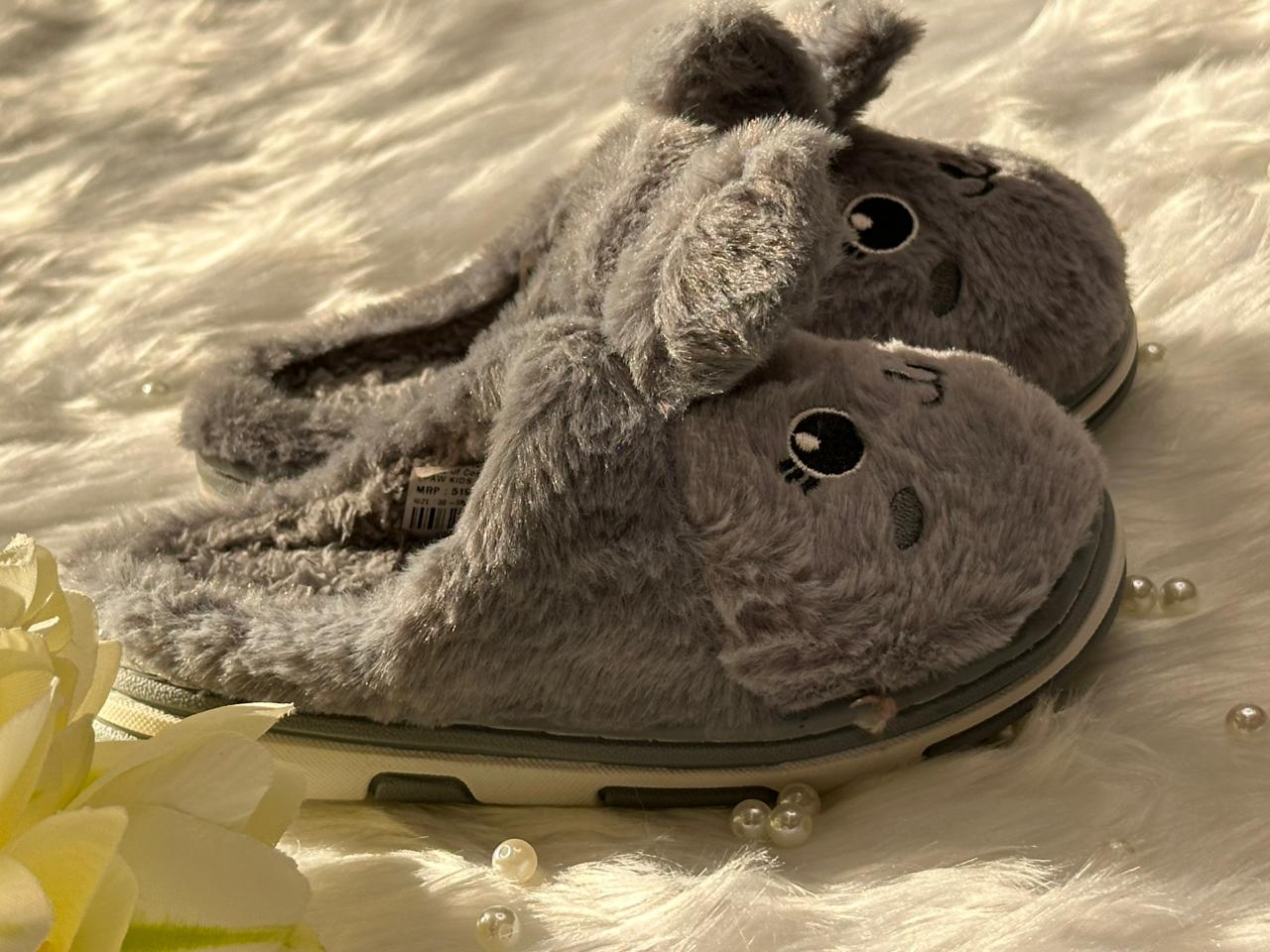 Soft slippers for women