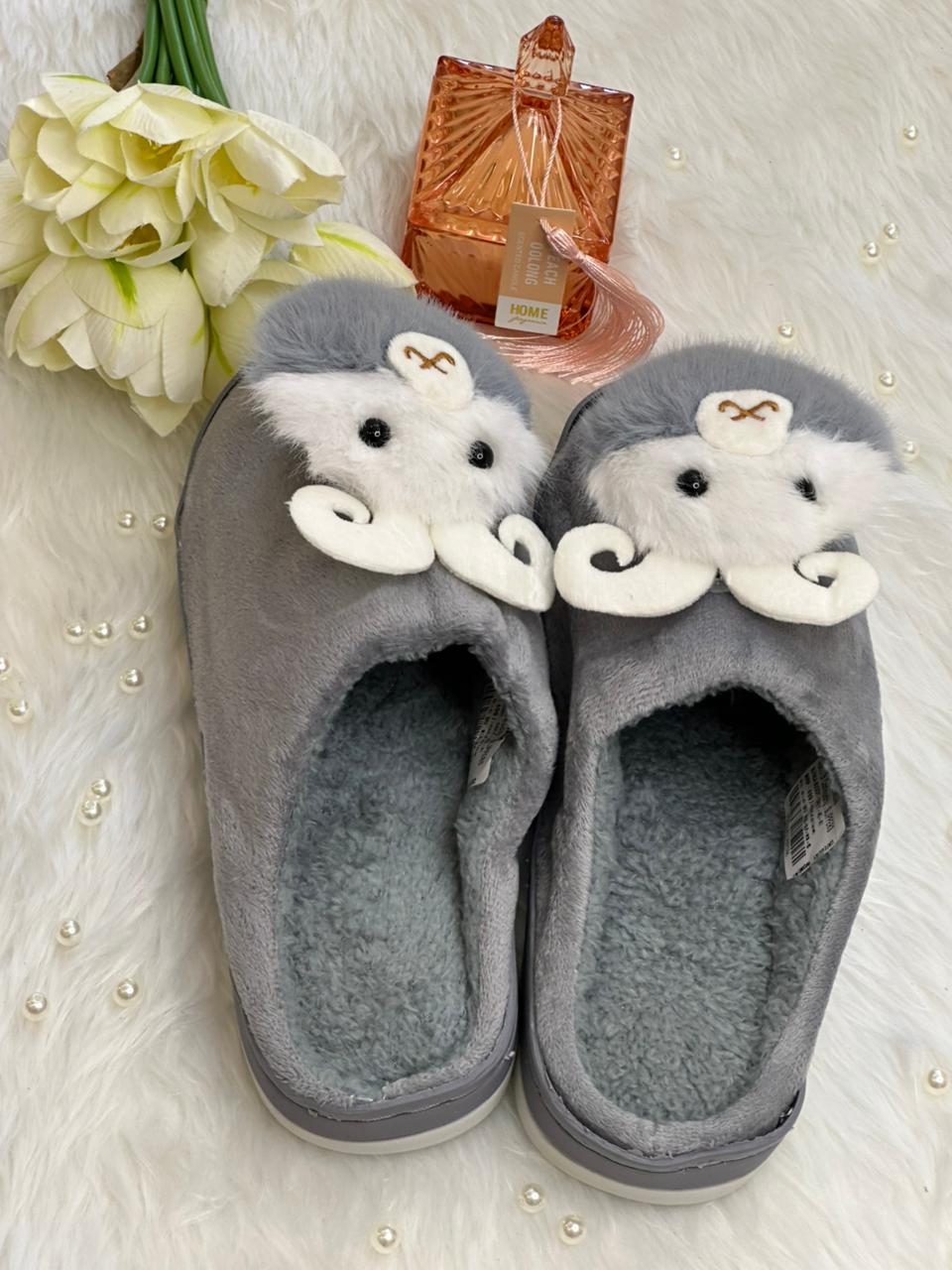 Soft slippers for women