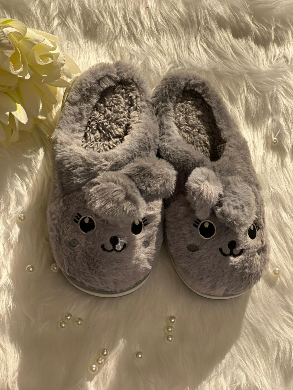 Soft slippers for women