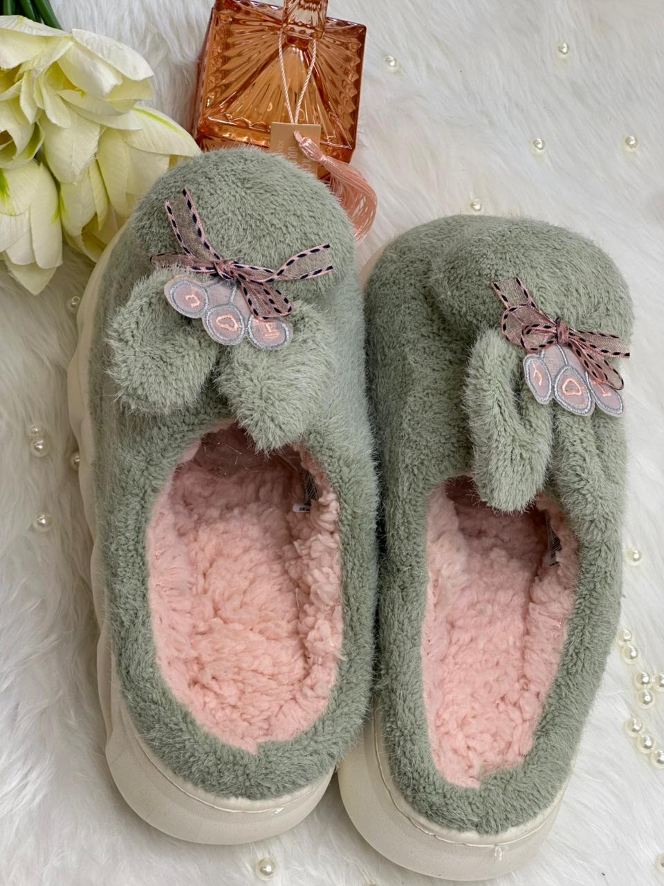 Soft slippers for women