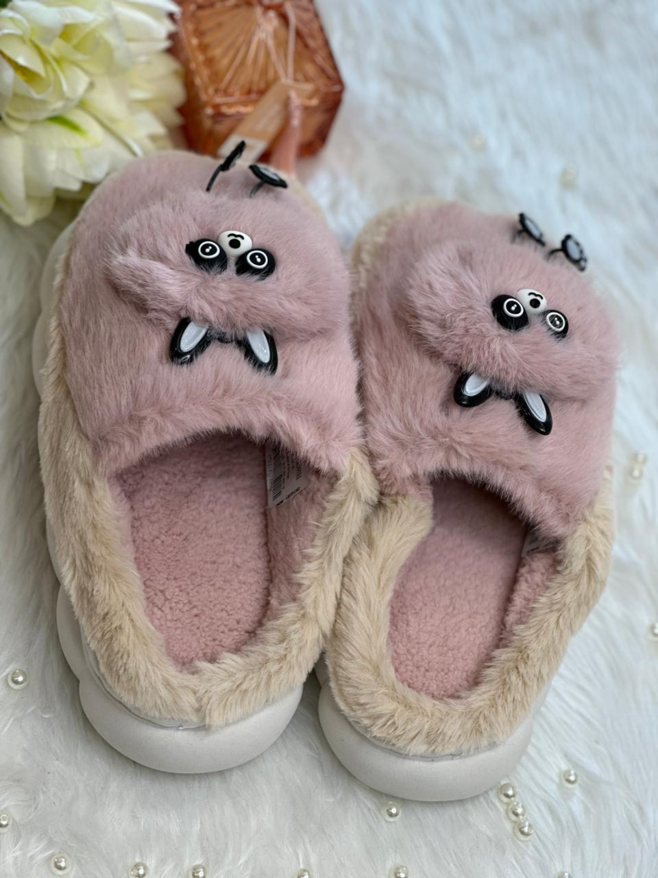 Soft slippers for women
