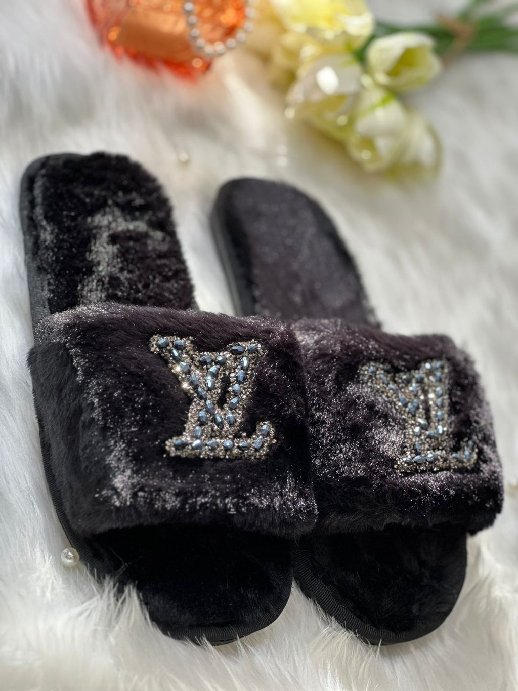 Soft slippers for women