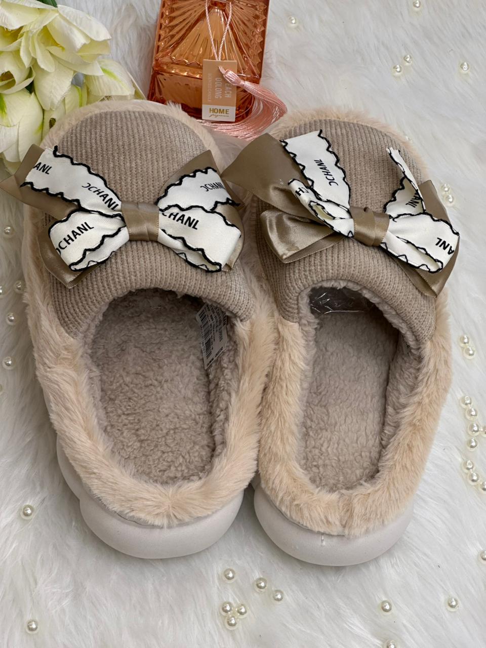 Soft slippers for women