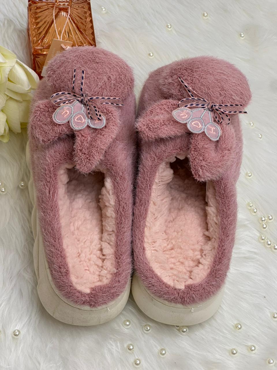 Soft slippers for women