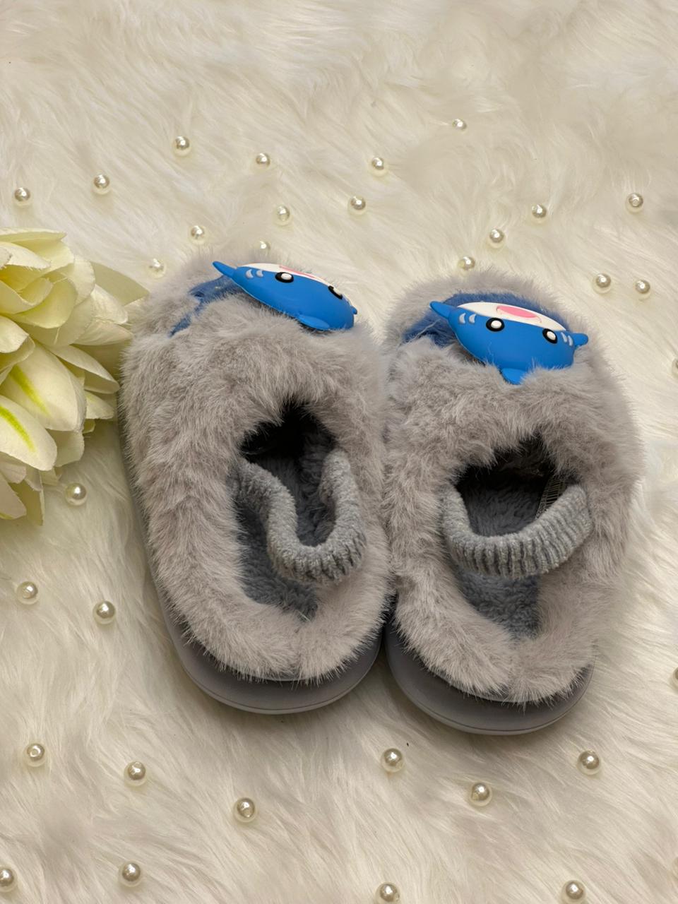 Soft slippers for women